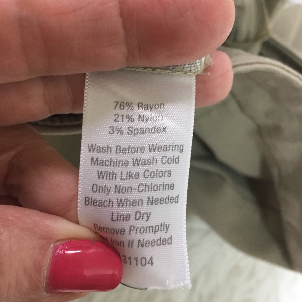 Kim Rogers Khaki Pull On Capris size 14P - Picture 6 of 6